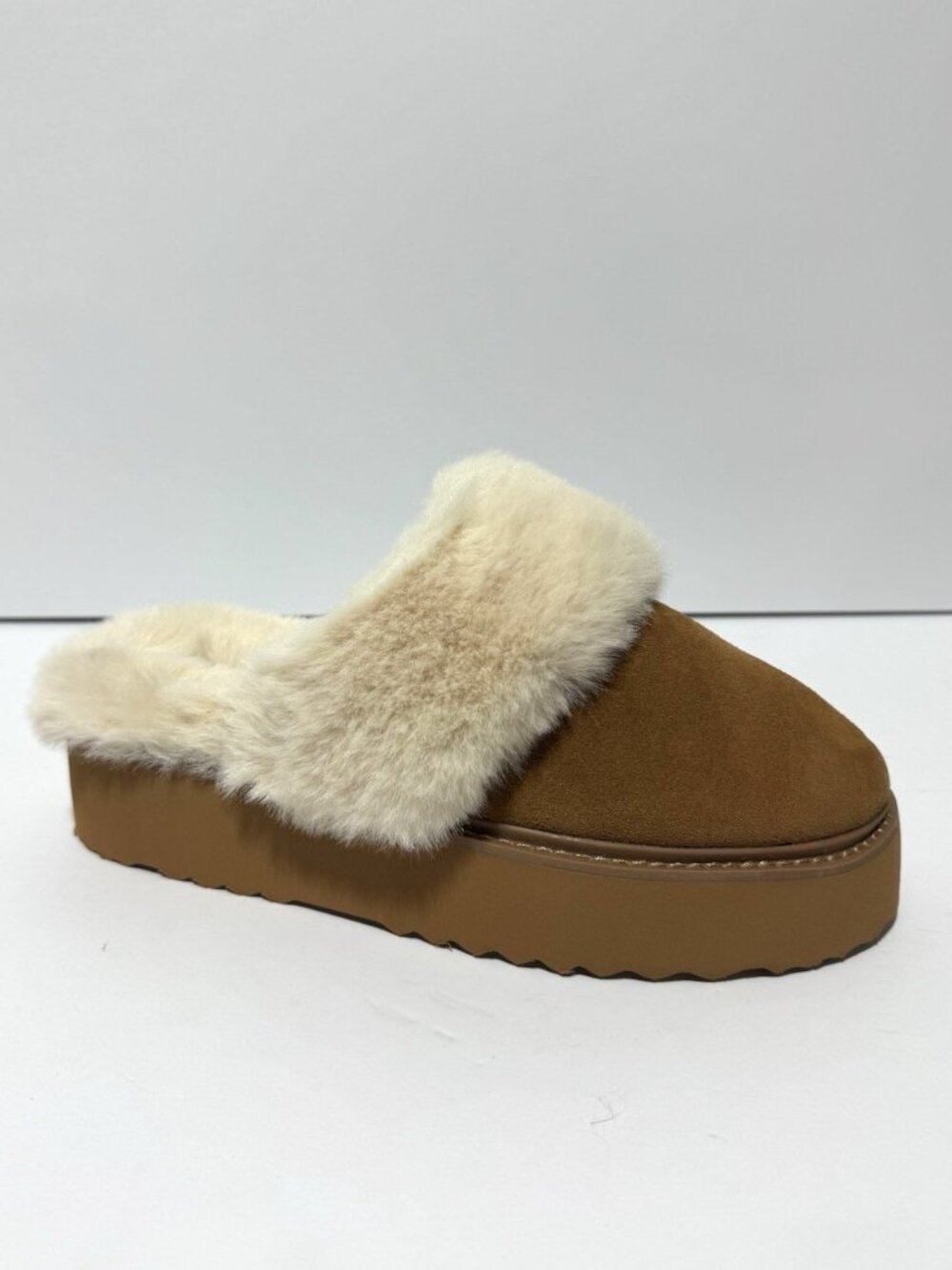 BCTEX Coll Womens Fuzzy Slippers Chestnut Size 7 M